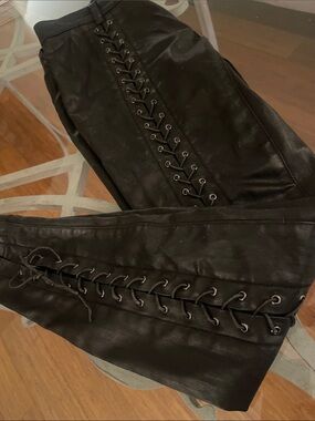 Pam & Gela Black Lace-Up Skinny pants